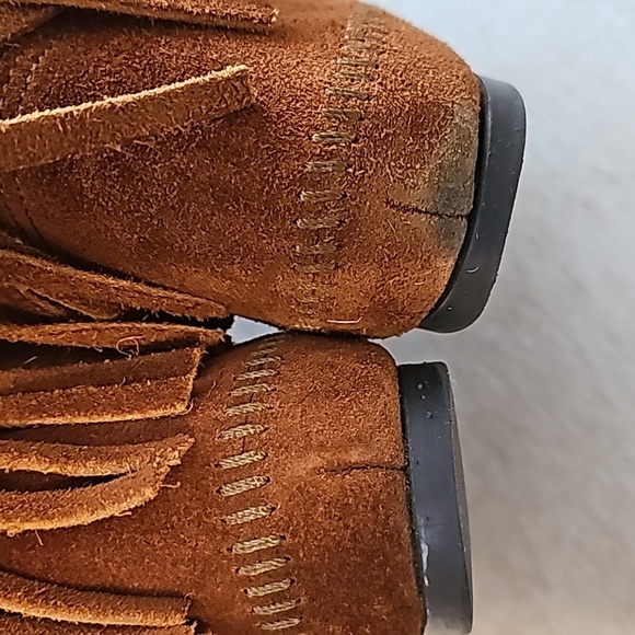 Minnetonka 3-Layer Fringe Calf High Boots 9 1632 camel brown suede boho moccasin - Picture 5 of 7